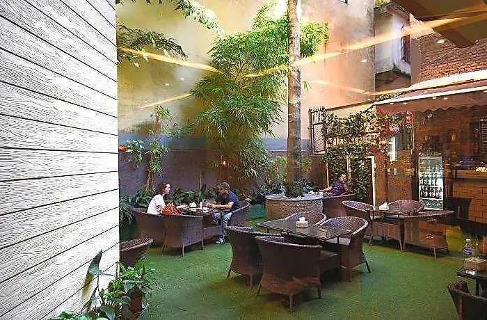 Jampa Hotel
