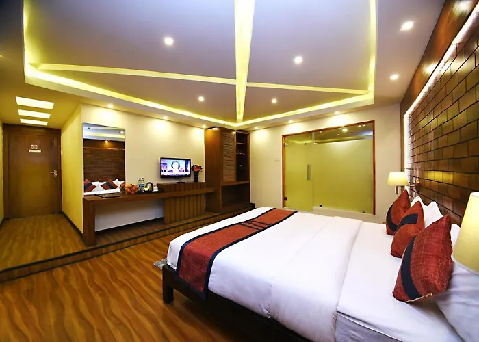 Jampa Hotel 4*